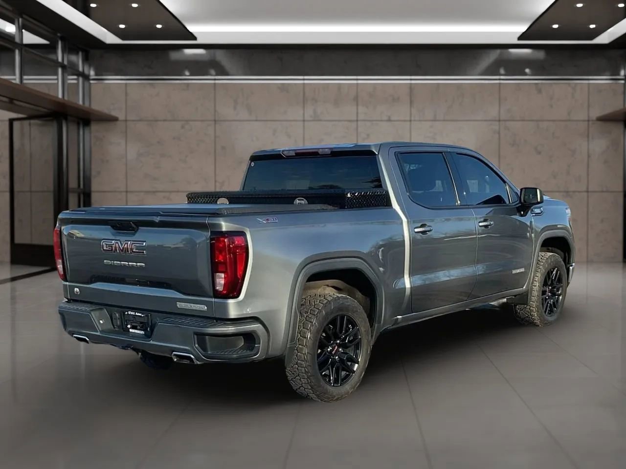 Used 2021 GMC Sierra 1500 Elevation image 5