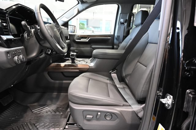 New 2026 Chevrolet Silverado 1500 LT Trail Boss w/ LT Trail Boss Premium Package AWD/4WD image 10