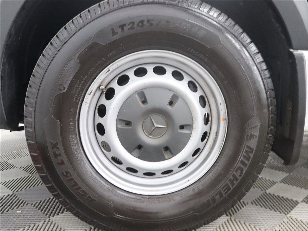 Used 2022 Mercedes-Benz Sprinter 1500 image 22