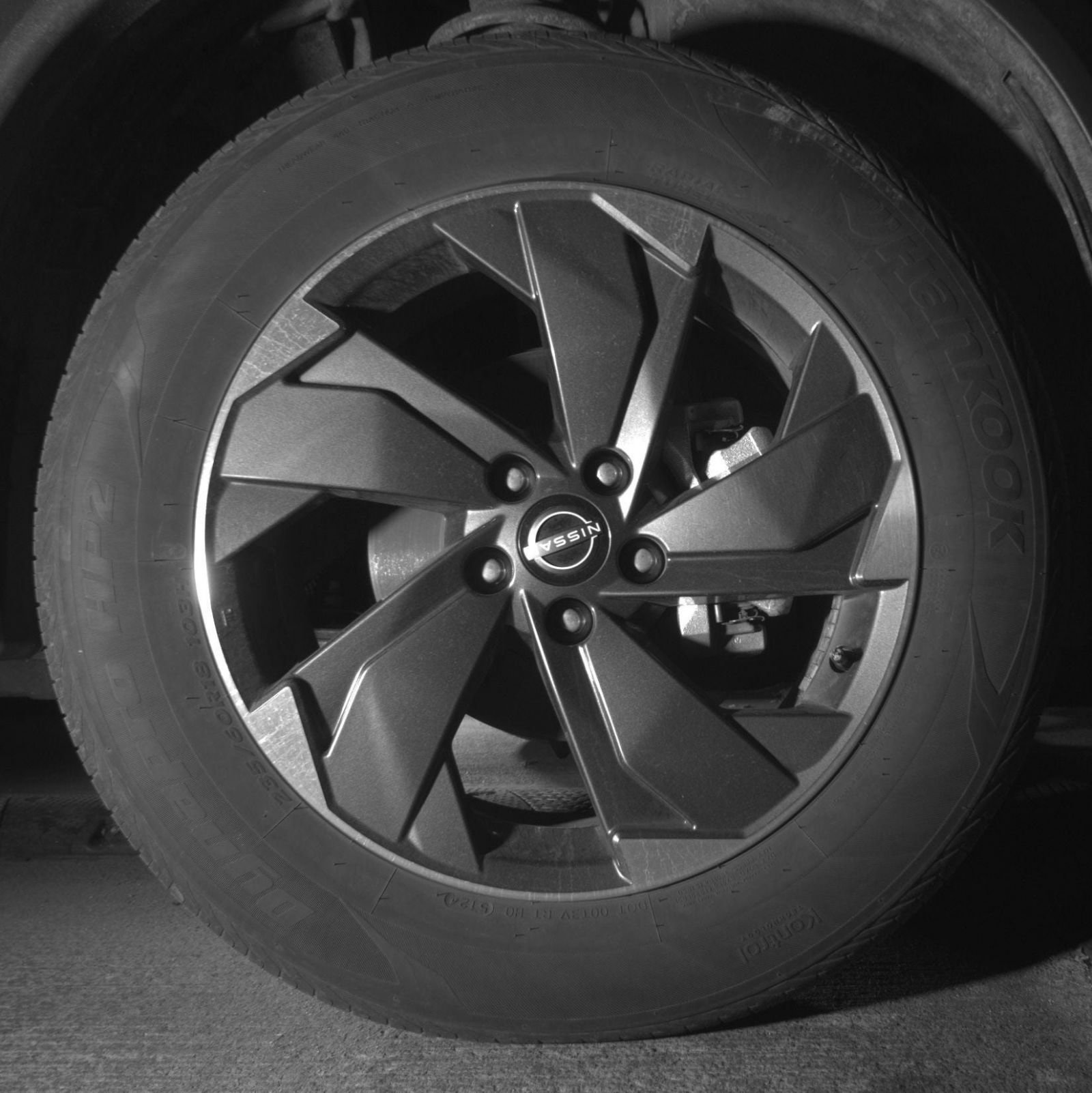 Used 2025 Nissan Rogue SV AWD/4WD image 10