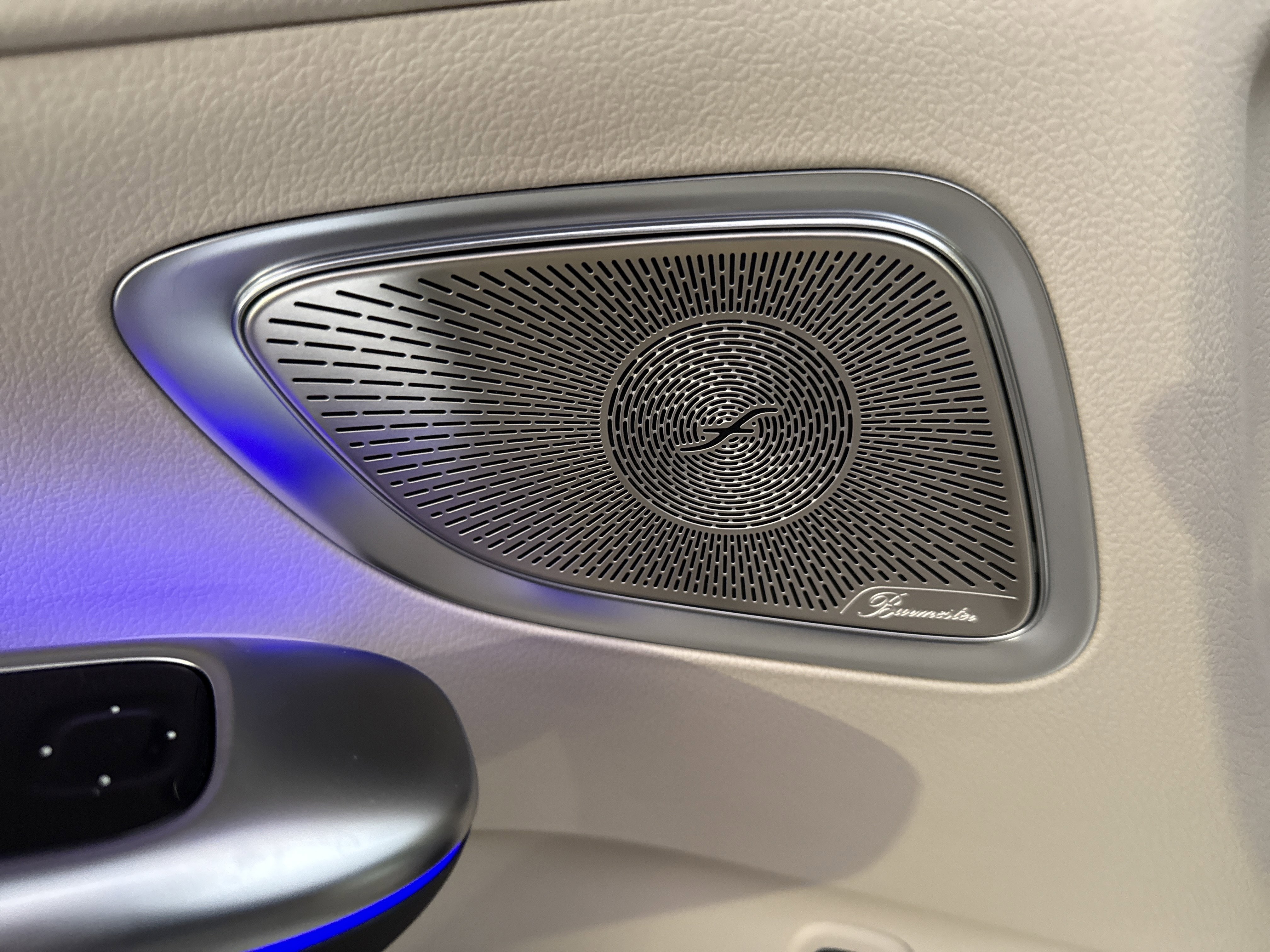 Certified 2025 Mercedes-Benz C 300 4MATIC Sedan image 21