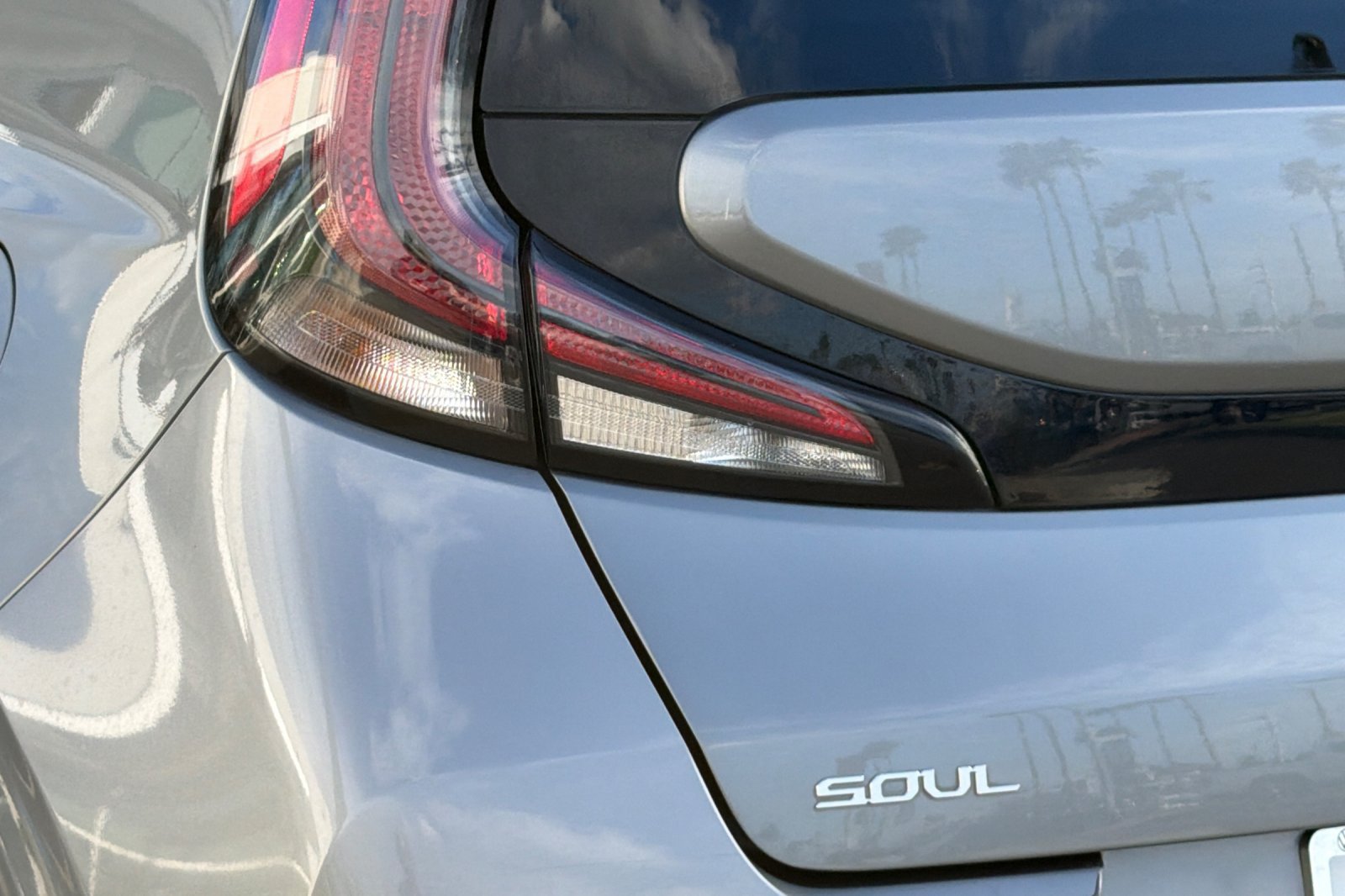 Used 2024 Kia Soul LX w/ LX Technology Package FWD image 26