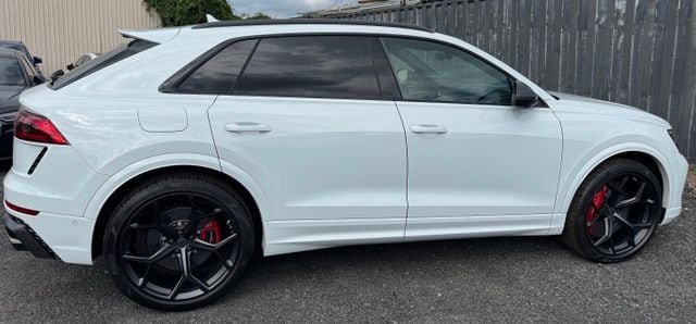 New 2026 Audi RS Q8 performance AWD/4WD image 9