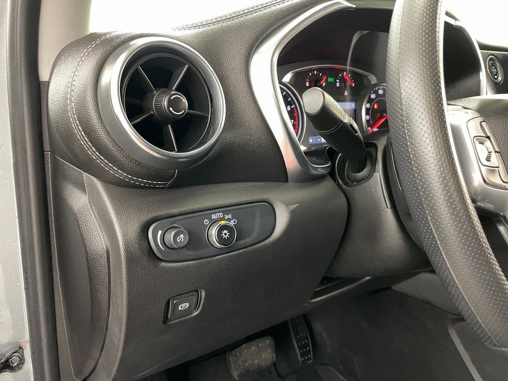 Used 2025 Chevrolet Blazer LT w/ Convenience Package image 24