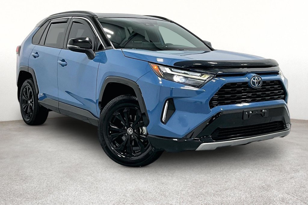 Used 2022 Toyota RAV4 XSE AWD/4WD image 1