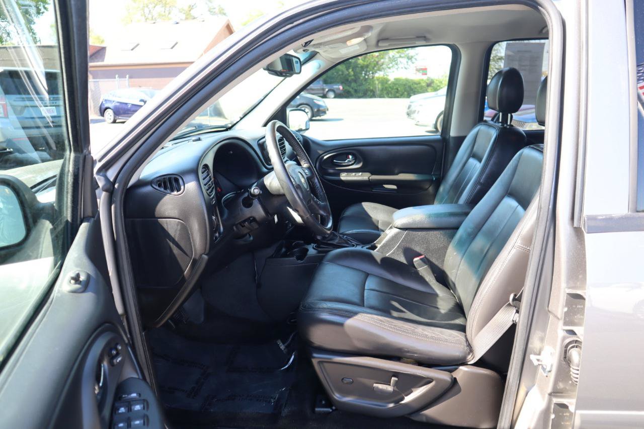 Used 2007 Chevrolet TrailBlazer LT w/ LT Preferred Equipment Group AWD/4WD image 18