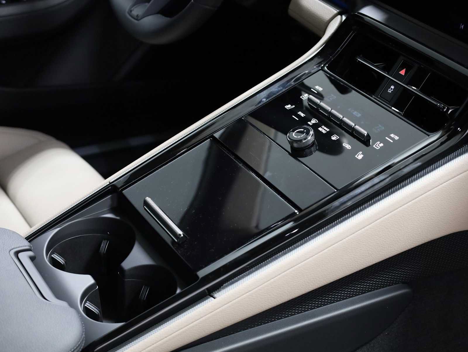 New 2026 Porsche Panamera 4 AWD/4WD image 20