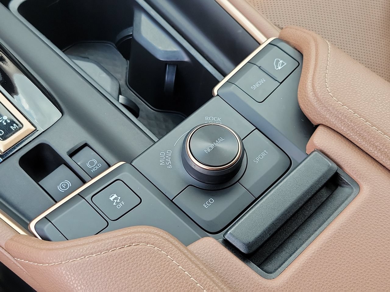 Used 2025 Toyota Grand Highlander AWD Hybrid image 31