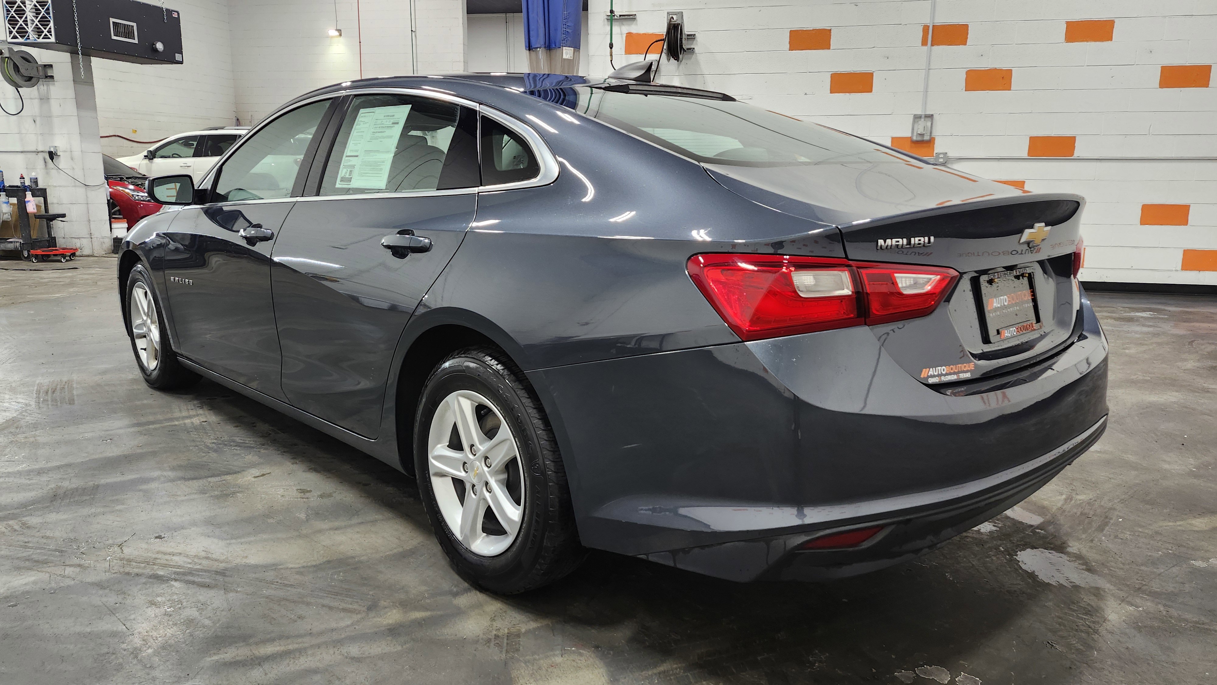 Used 2021 Chevrolet Malibu LS image 14