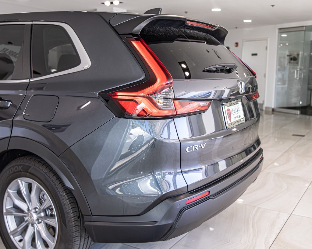 Used 2025 Honda CR-V EX-L image 14