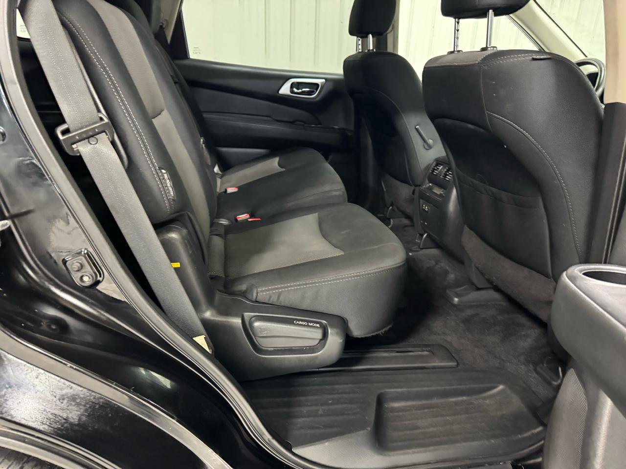 Used 2019 Nissan Pathfinder SV AWD/4WD image 9
