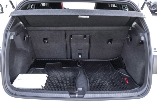 Used 2023 Volkswagen GTI SE FWD image 23