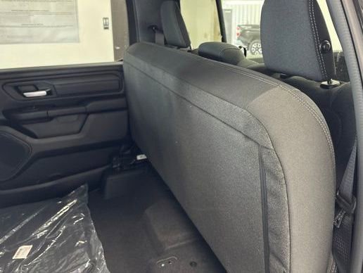New 2026 RAM 1500 Express AWD/4WD image 19