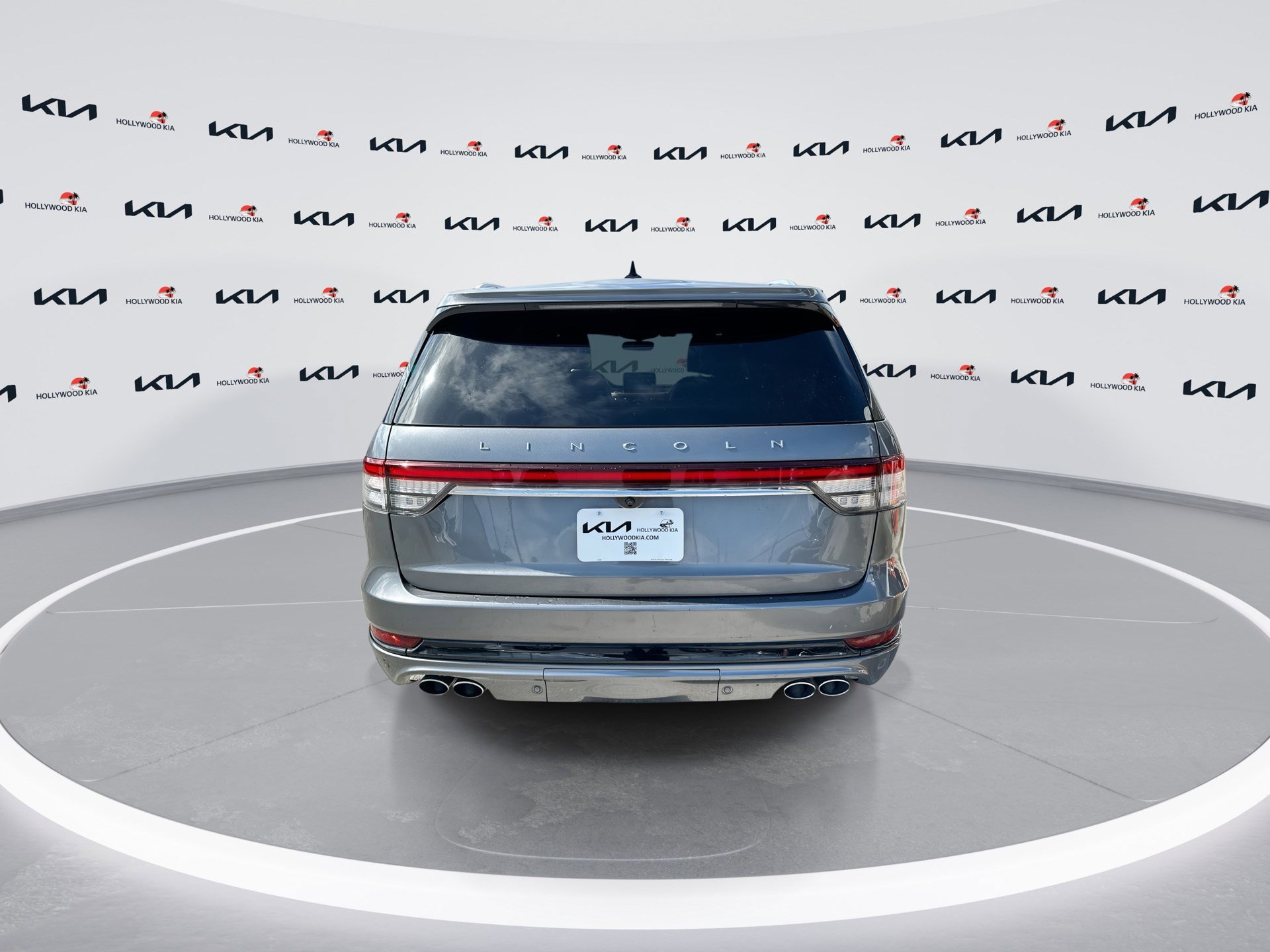 Used 2022 Lincoln Aviator Grand Touring w/ Elements Package Plus AWD/4WD image 7