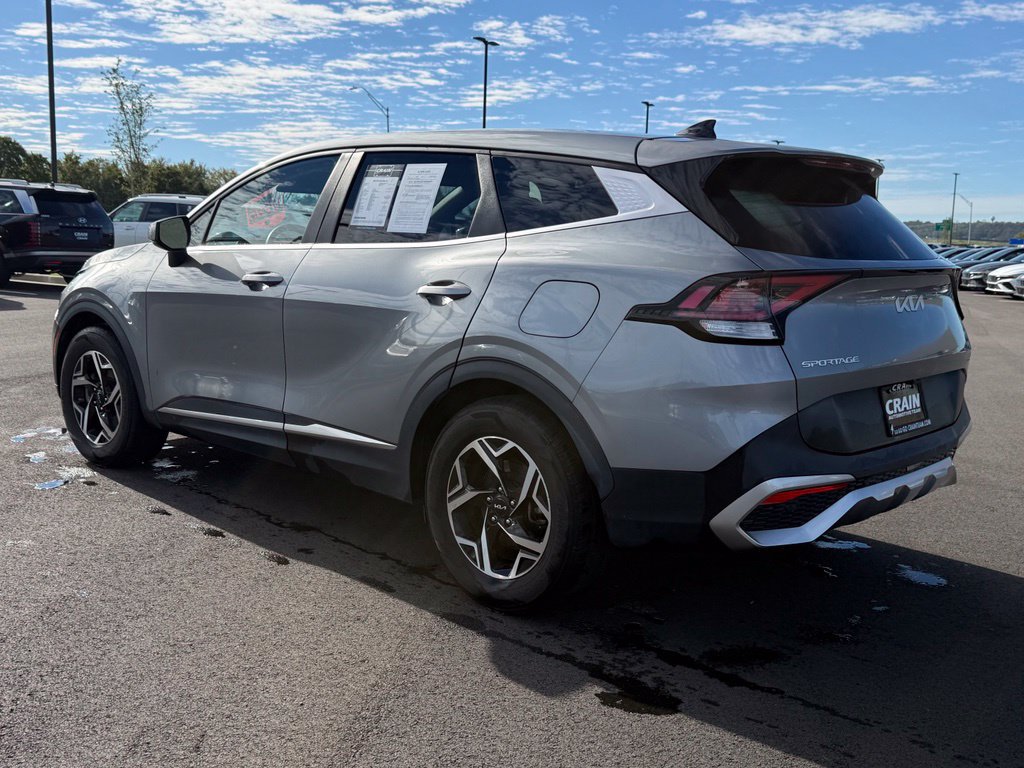 Used 2023 Kia Sportage LX FWD image 7
