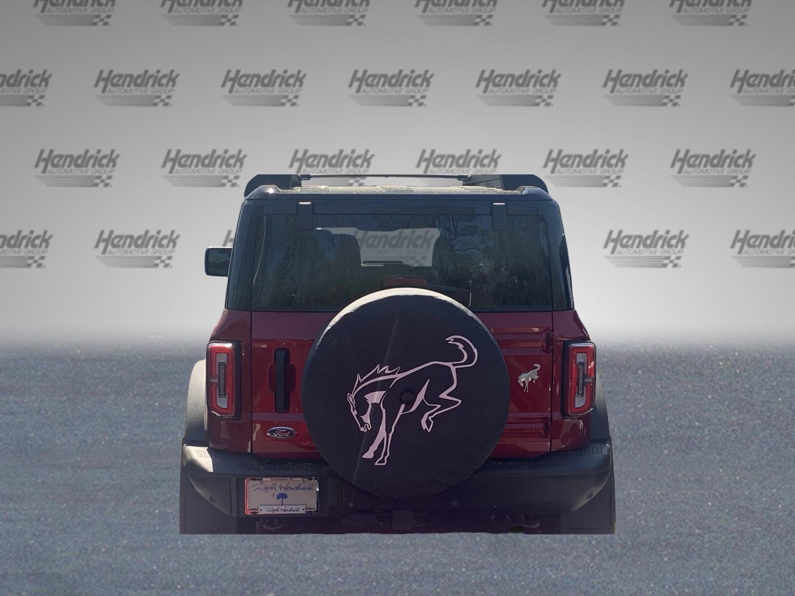 Used 2025 Ford Bronco Badlands image 15