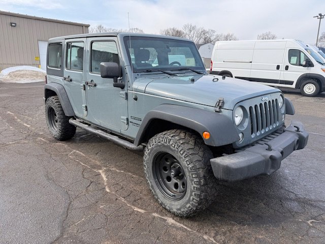 Used 2014 Jeep Wrangler Unlimited Sport w/ Trailer Tow Group image 2