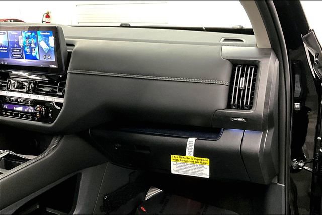 New 2026 Nissan Pathfinder Platinum image 35