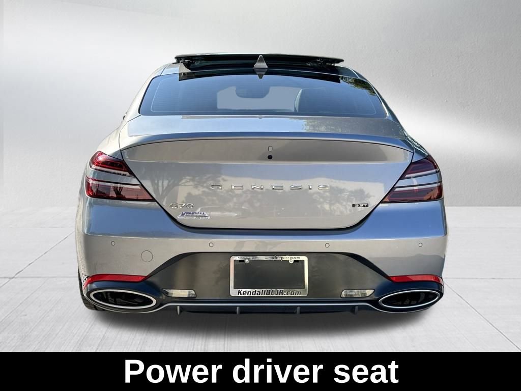 Used 2023 Genesis G70 3.3T w/ Sport Prestige Package image 7