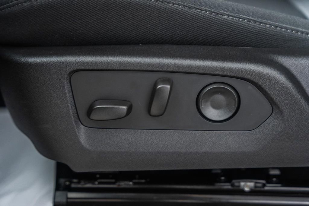 New 2026 Chevrolet Colorado W/T w/ WT Custom Package image 32