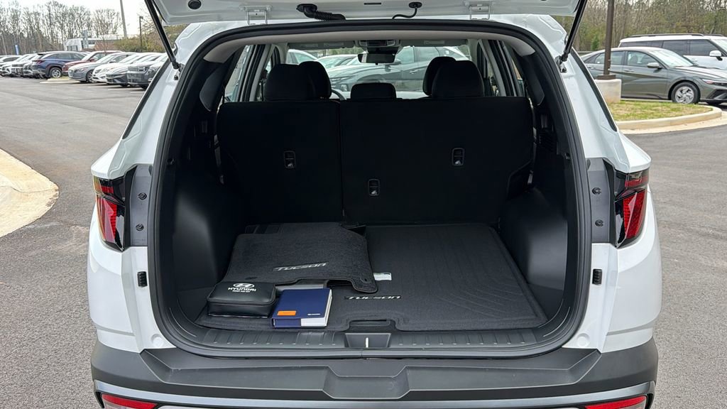 New 2026 Hyundai Tucson SE image 19
