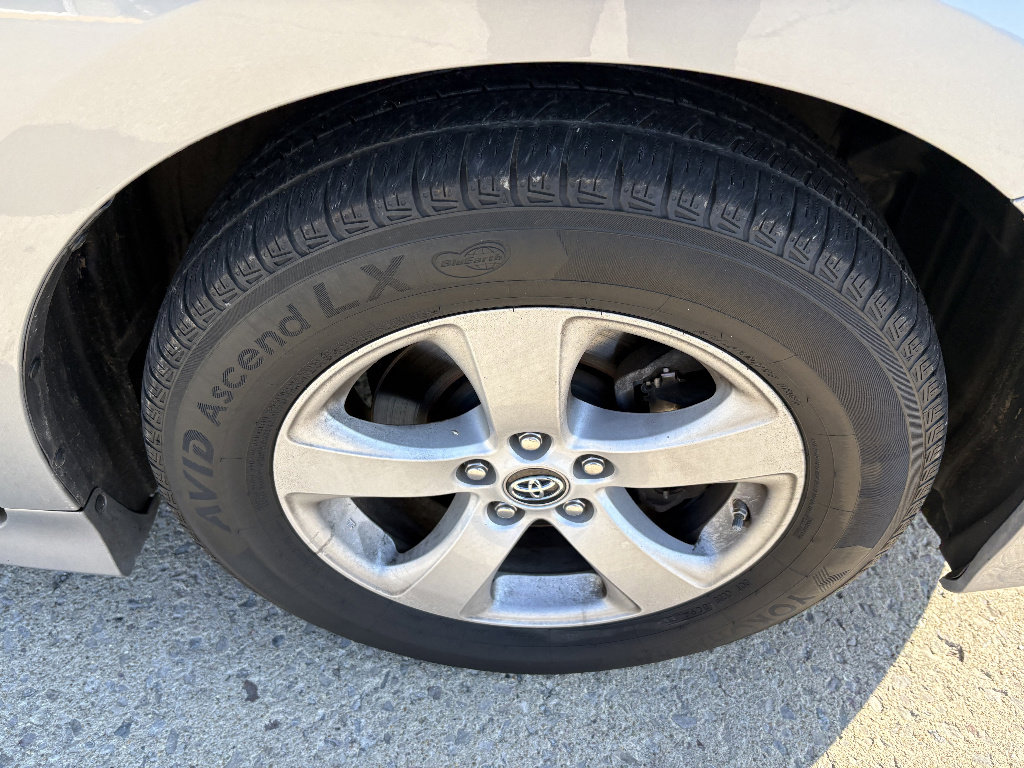 Used 2018 Toyota Sienna LE image 12