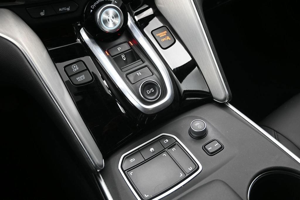 Used 2023 Acura TLX FWD image 15