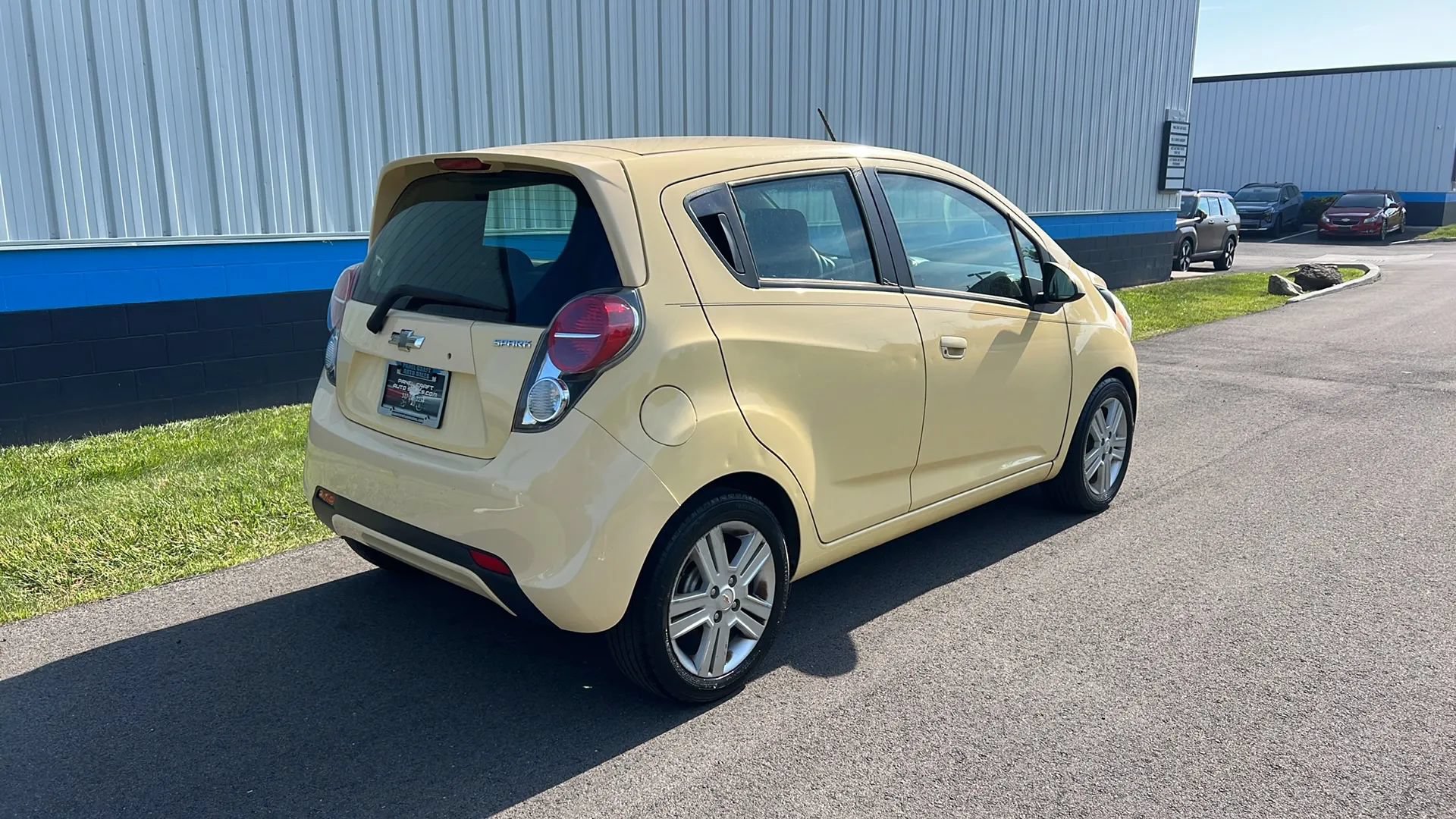 Used 2013 Chevrolet Spark LT FWD image 5