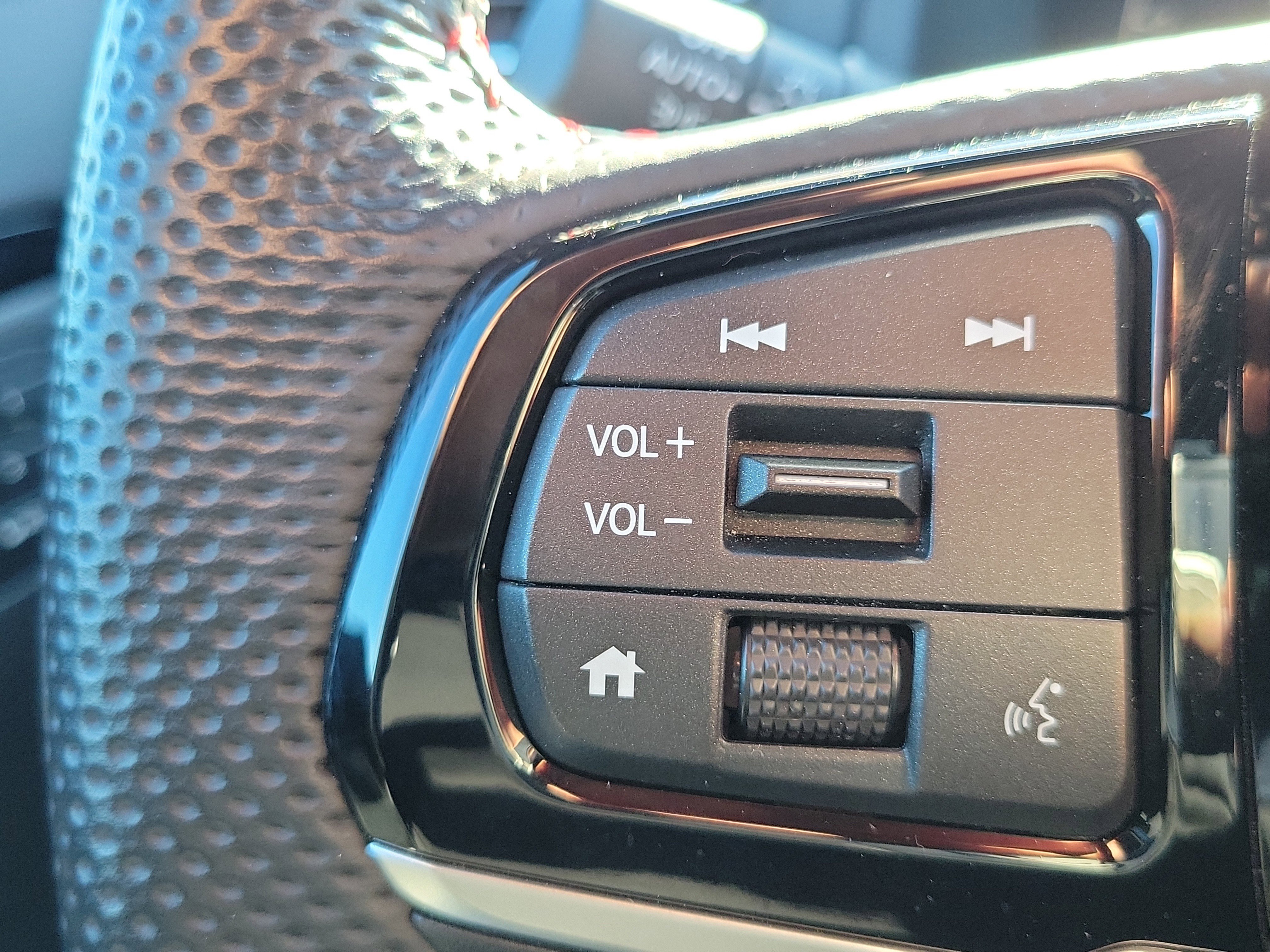 Used 2025 Honda Ridgeline Black Edition image 19