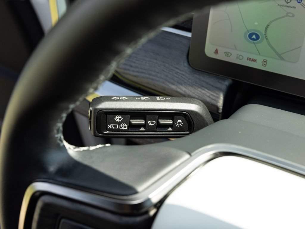 Used 2023 Rivian R1S Launch Edition AWD/4WD image 31
