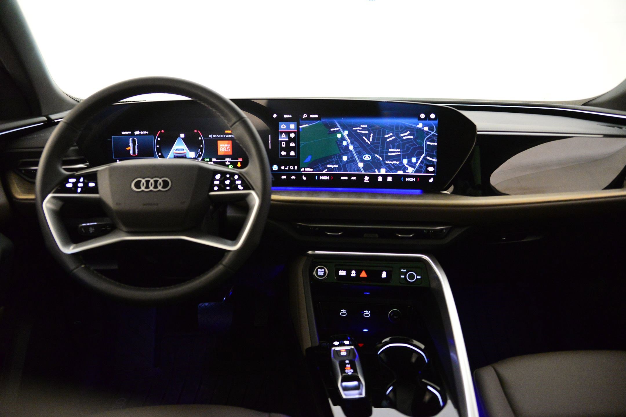 Certified 2025 Audi Q5 Premium w/ Convenience Package image 13