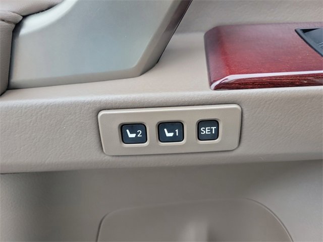 Used 2015 Lexus GX 460 image 21