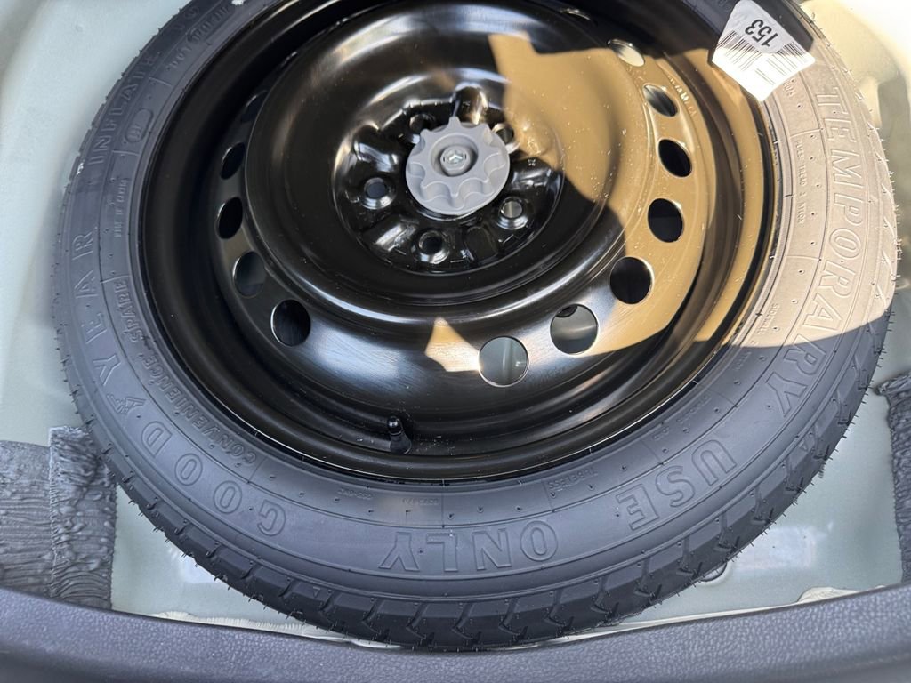 Used 2023 Toyota Camry SE w/ Cold Weather Package image 17