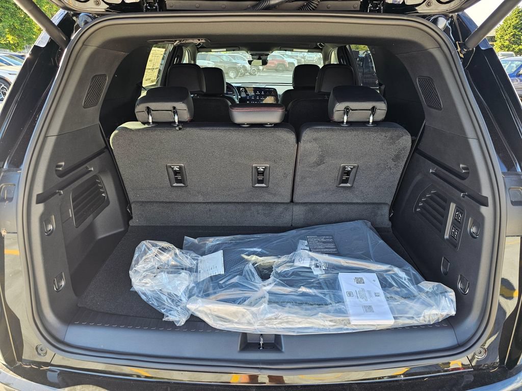 New 2026 Chevrolet Traverse RS AWD/4WD image 14