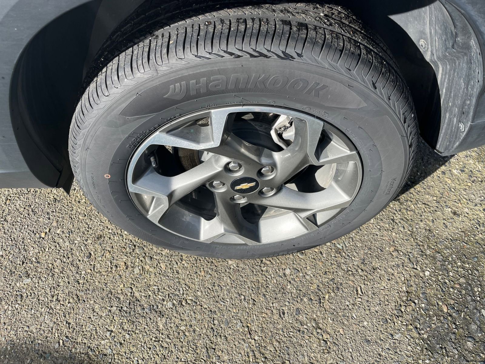 Used 2025 Chevrolet Trax LT image 31