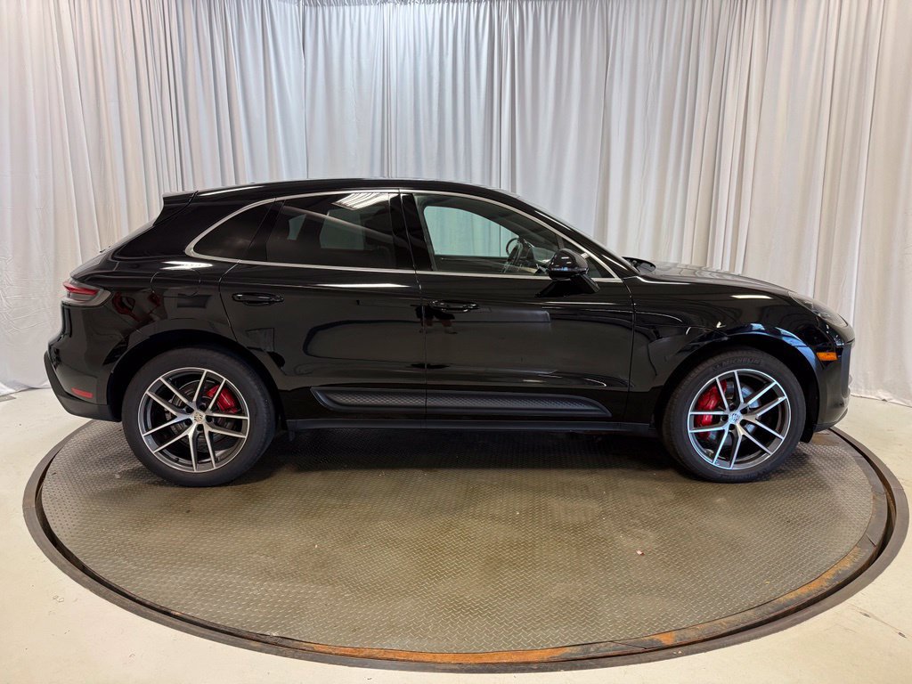 Used 2022 Porsche Macan S AWD/4WD image 30