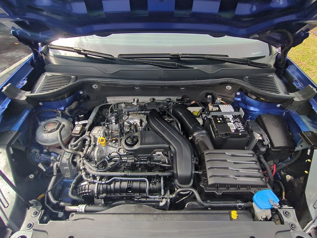 Used 2024 Volkswagen Taos SE image 34