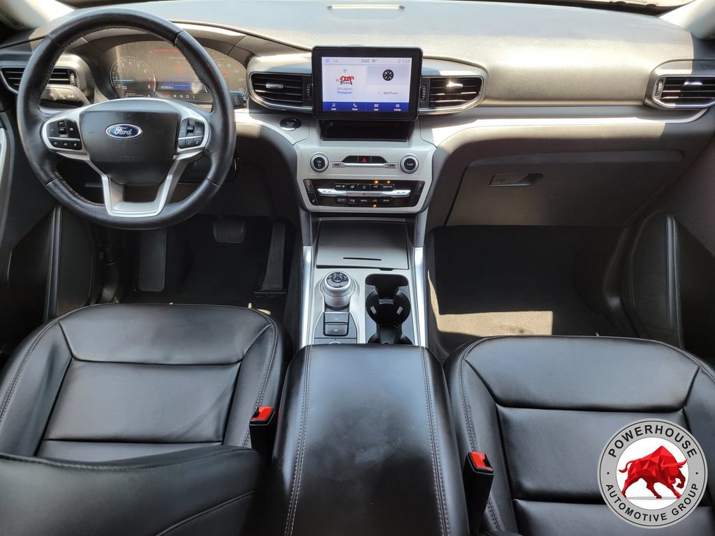 Certified 2023 Ford Explorer XLT w/ Equipment Group 202A AWD/4WD image 18