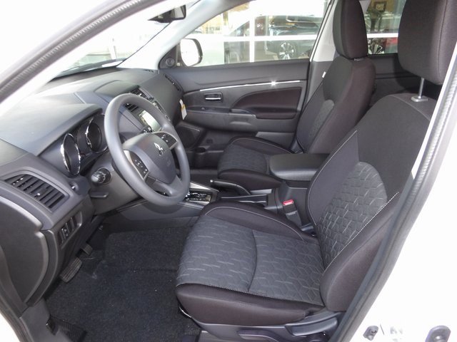 New 2025 Mitsubishi Outlander Sport ES image 13