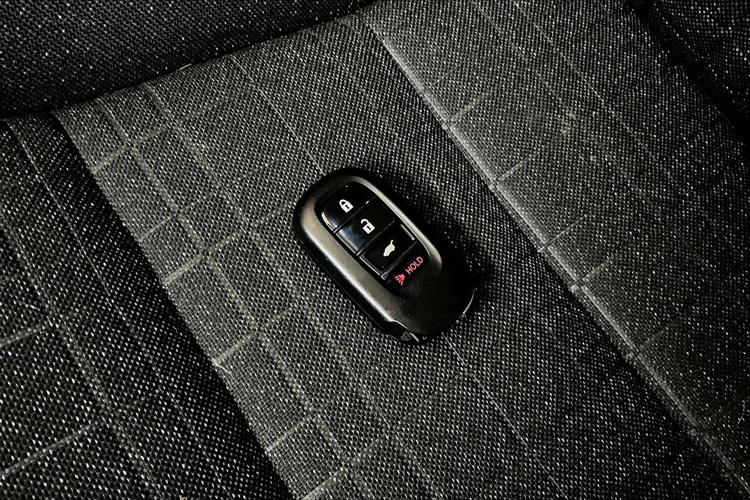 Used 2023 Honda HR-V LX image 32