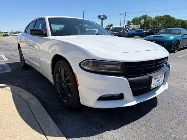 Used 2021 Dodge Charger SXT w/ Blacktop Package AWD/4WD image 3