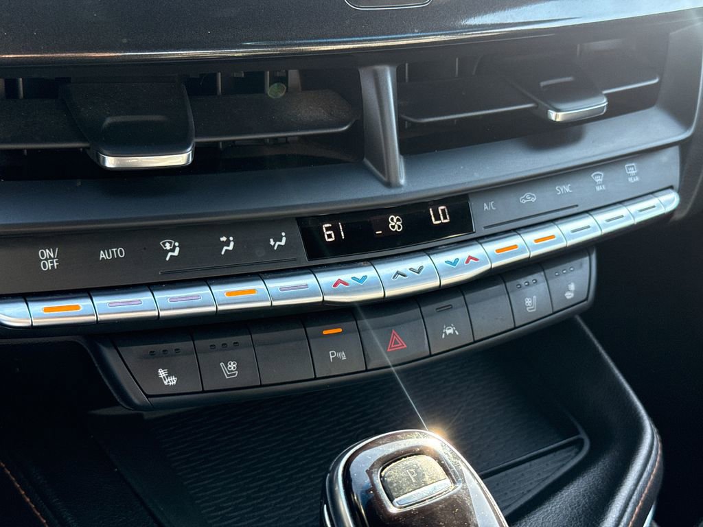 Used 2022 Cadillac CT4 V w/ Navigation Package image 23