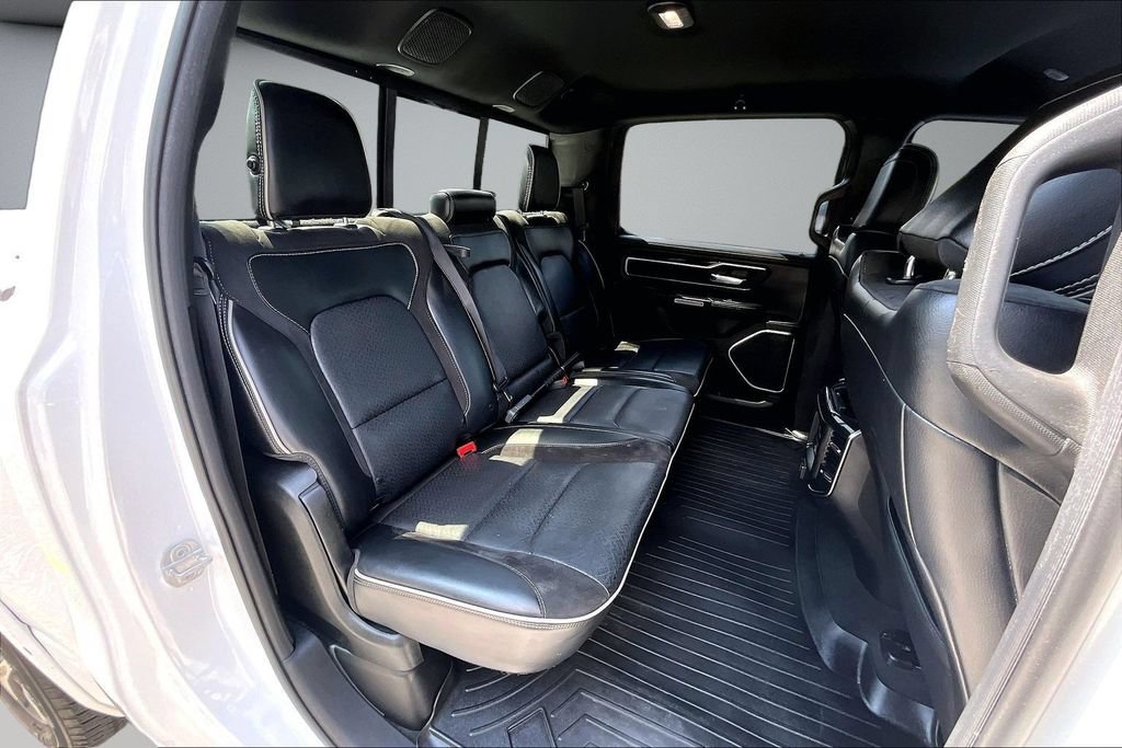 Used 2019 RAM 1500 Laramie w/ Sport Appearance Package AWD/4WD image 26