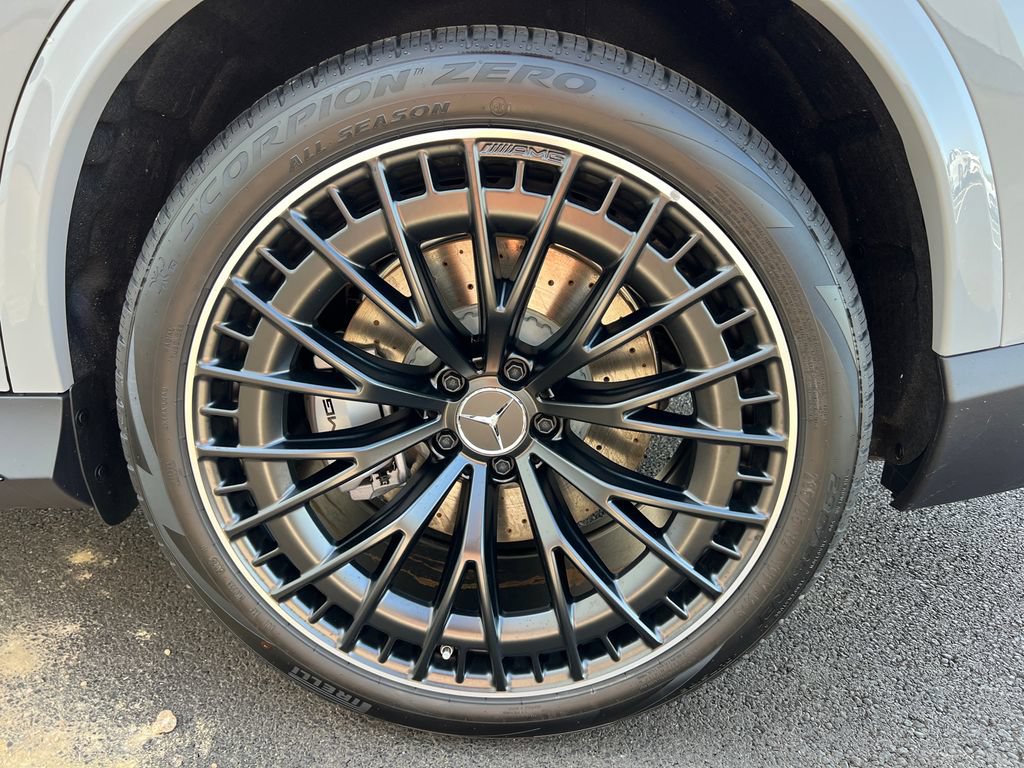 New 2026 Mercedes-Benz GLC 43 AMG 4MATIC image 32
