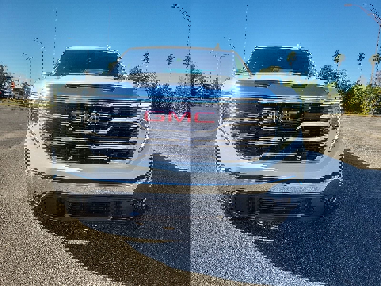 New 2026 GMC Sierra 1500 SLT image 6