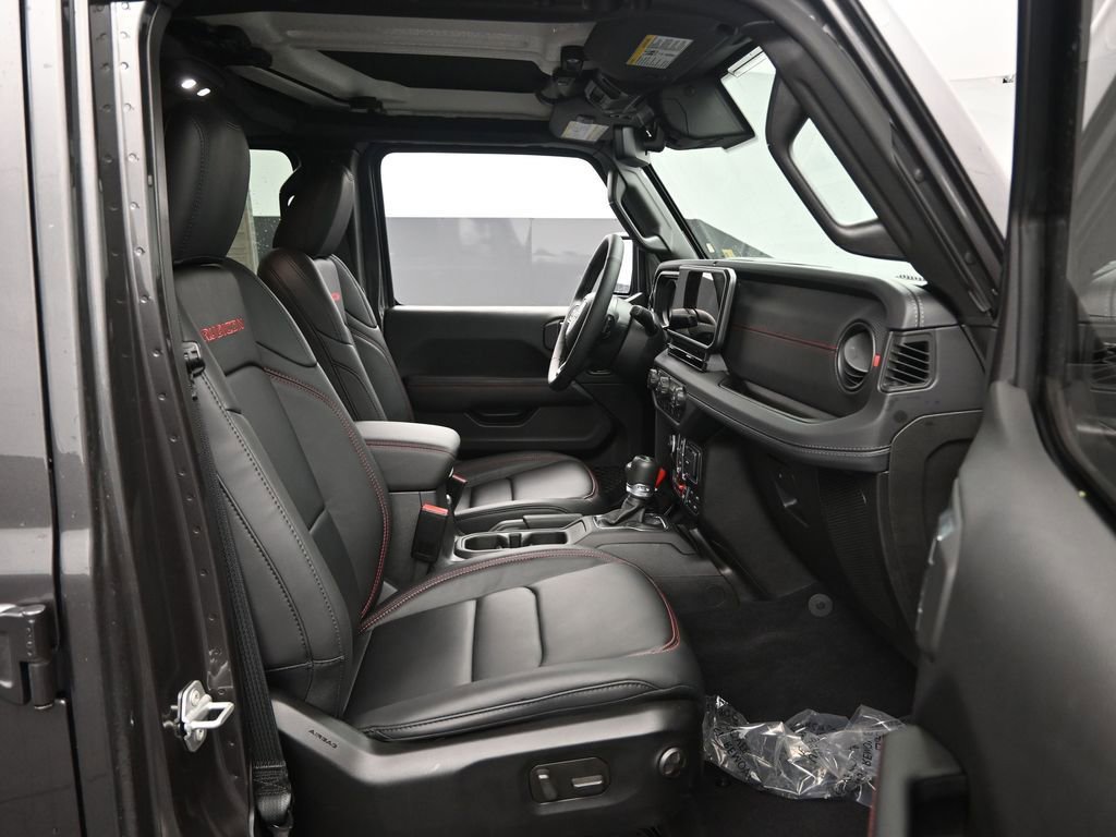Used 2025 Jeep Wrangler Unlimited Rubicon image 33