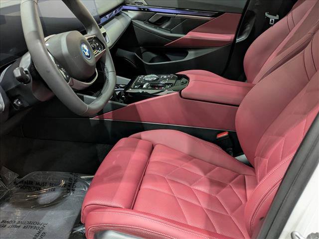 Certified 2024 BMW i5 eDrive40i w/ M Sport Package image 17