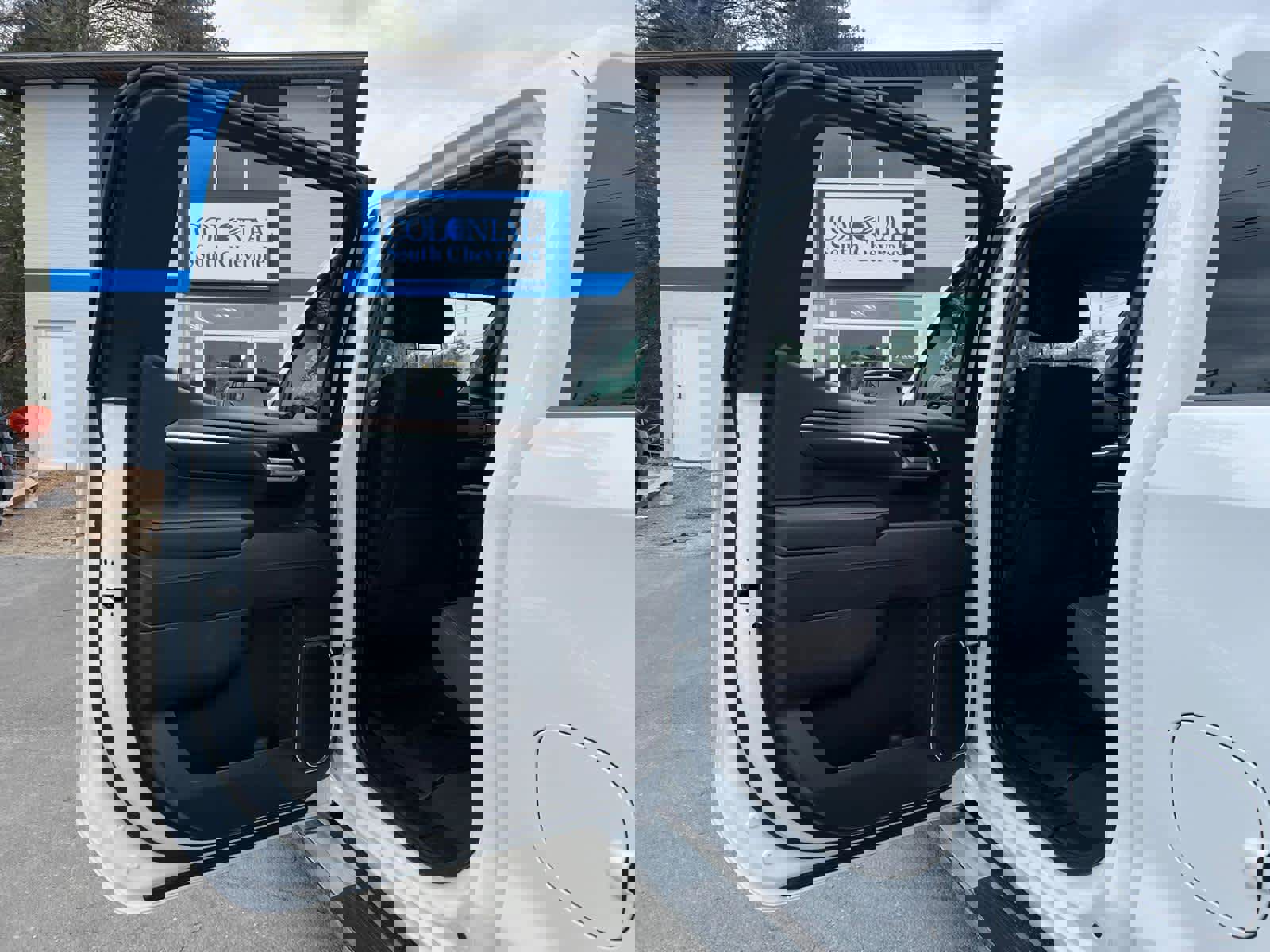 Certified 2025 Chevrolet Silverado 1500 LT image 31