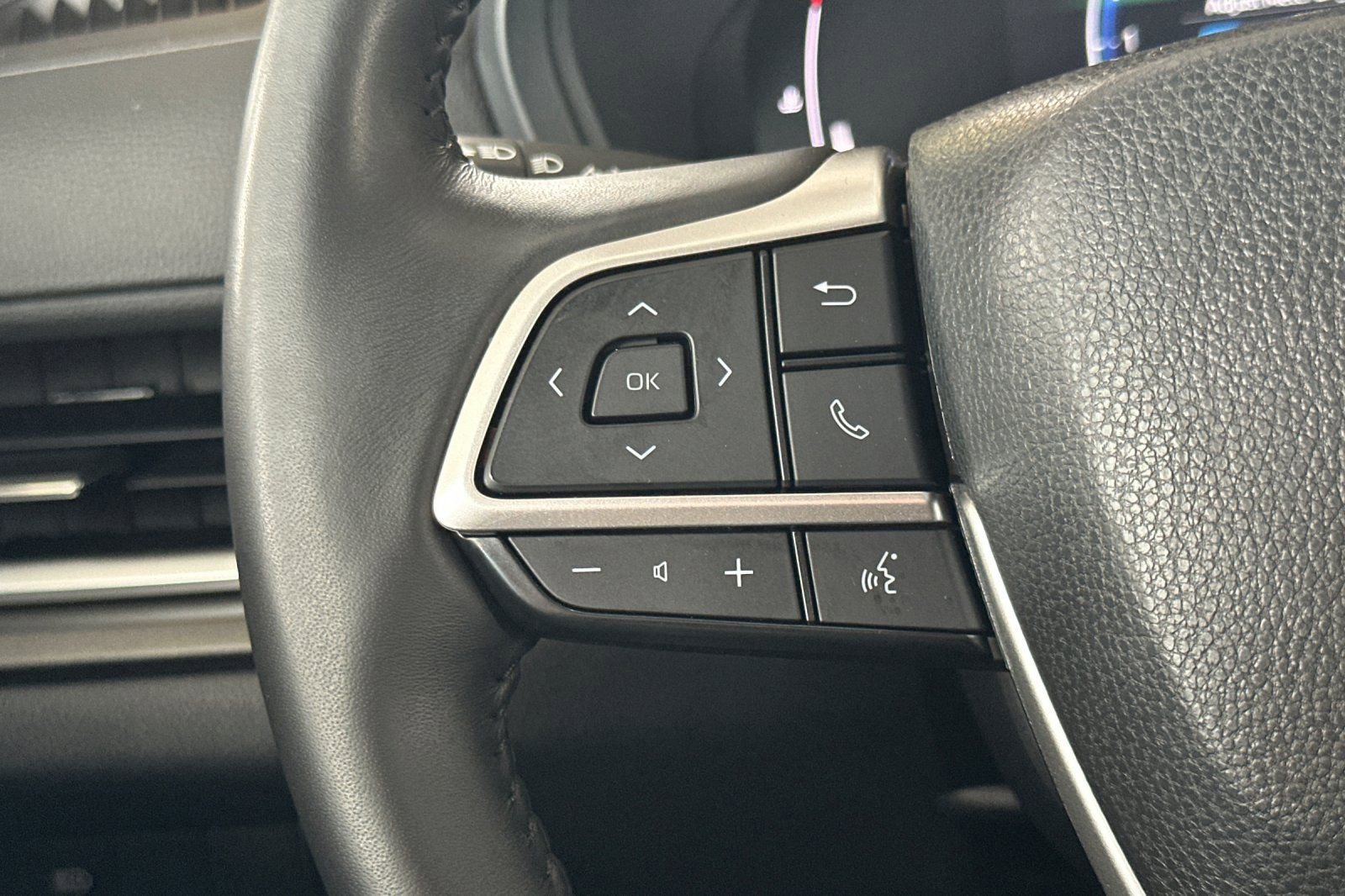 Certified 2024 Toyota Grand Highlander XLE image 30