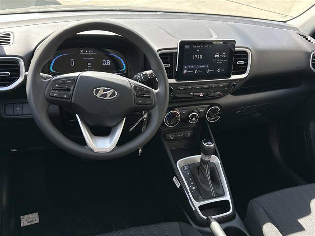 New 2026 Hyundai Venue SE FWD image 6